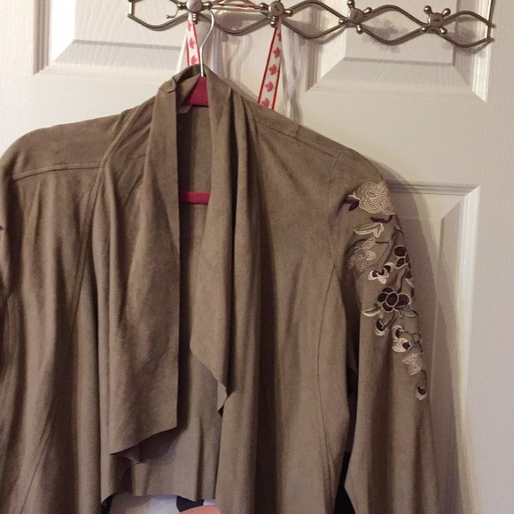 Tanjay coat - Picture 1 of 1